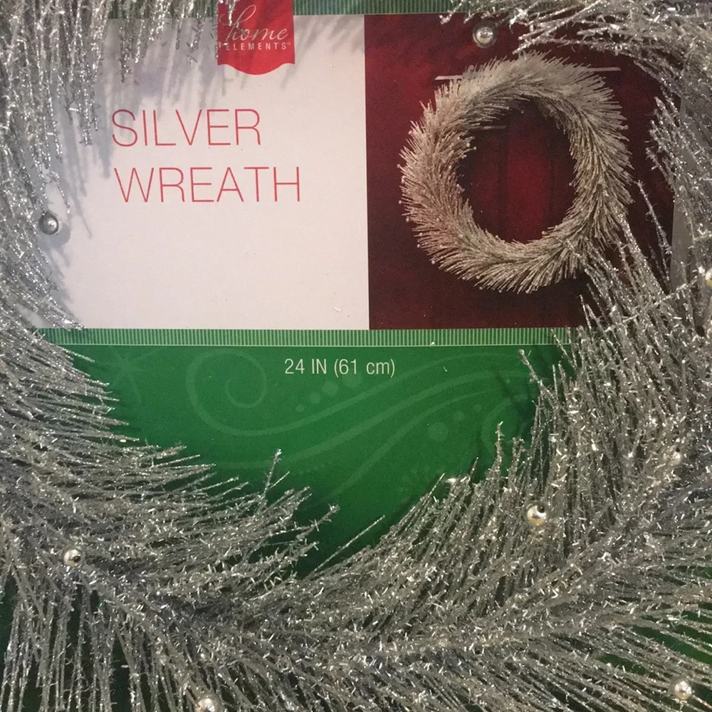 Christmas Tinsel Wreath 24 inch Stunning silver wreath NEW A Gorgeous Must Have